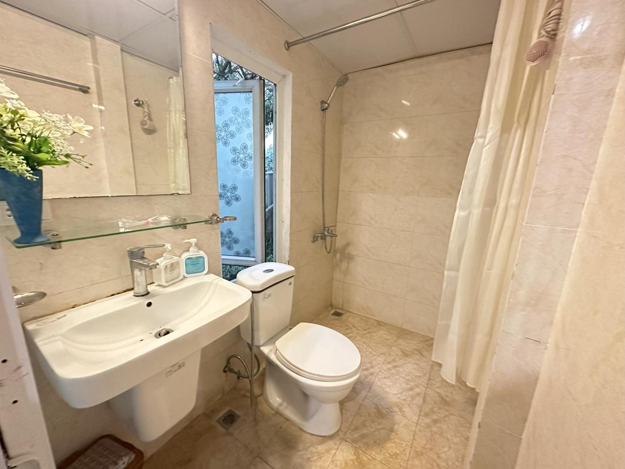 The Lakeview - West Lake Lotus Apartments هانوي المظهر الخارجي الصورة